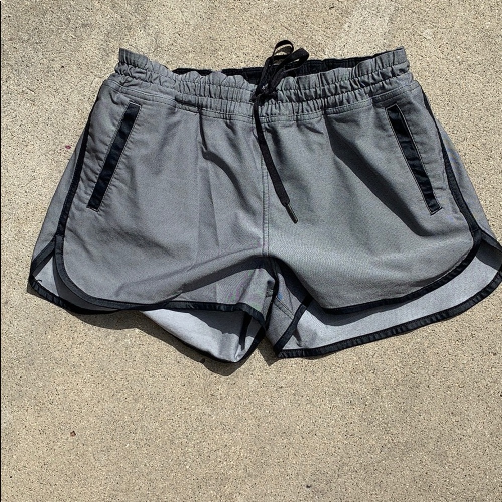 Lululemon grey shorts